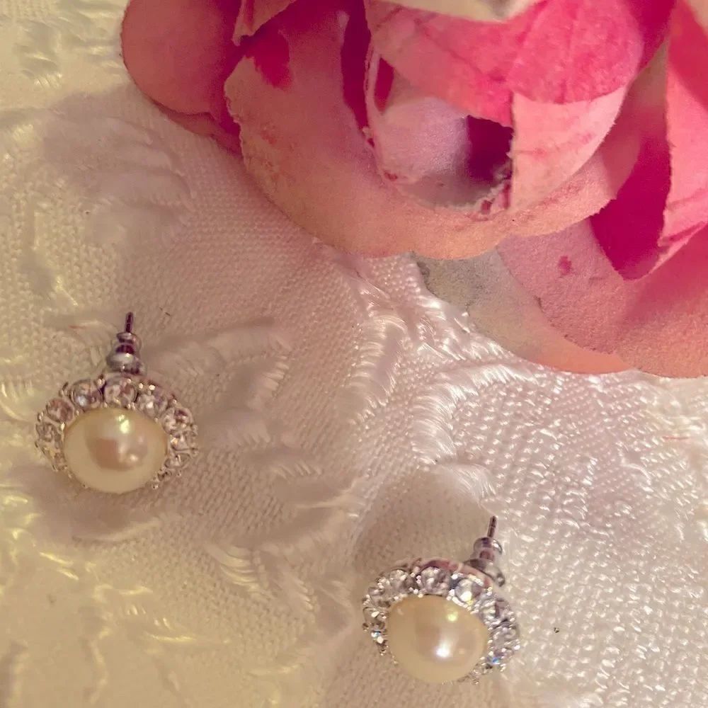 🛍Swarovski Pearl Pierced Earrings 